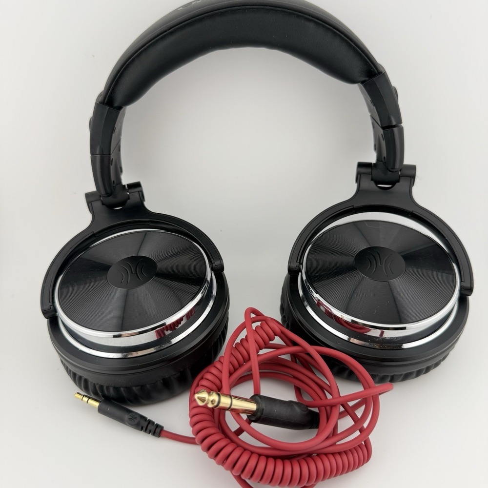 OneOdio Studio Pro 10 - Wired, Over Ear Headphones W/ Audio Cord —Black & Red